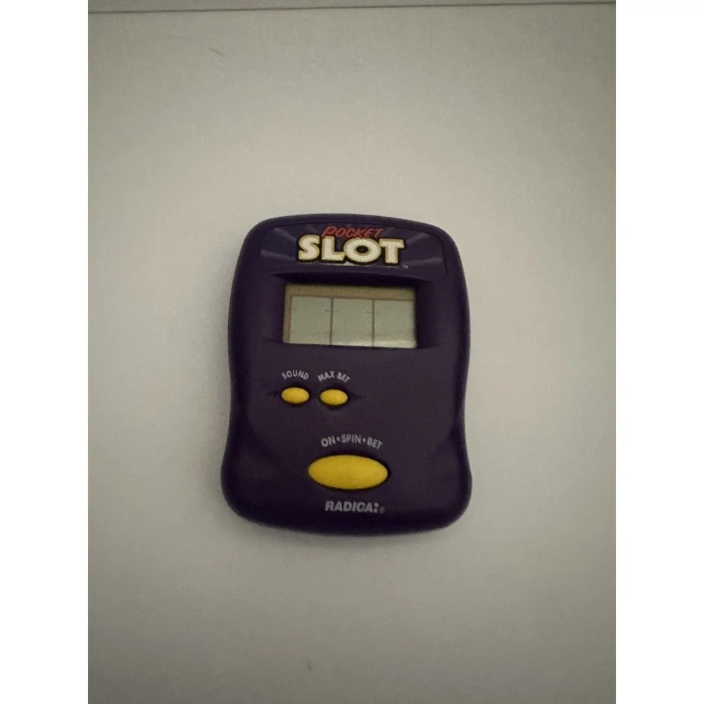 Vintage 1997 Radica Pocket Slot Electronic Handheld Game - Battery Included